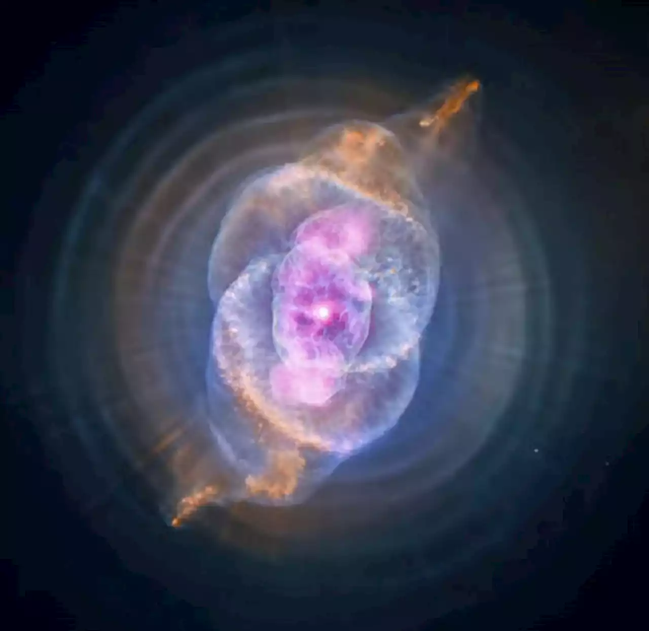 “Astonishing” – Cat’s Eye Nebula Seen in 3D for the First Time