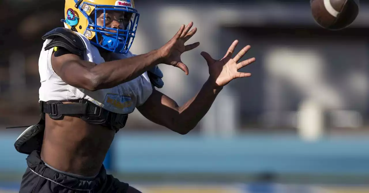 Makei Thompson is 'heart and soul' for Mira Mesa football team