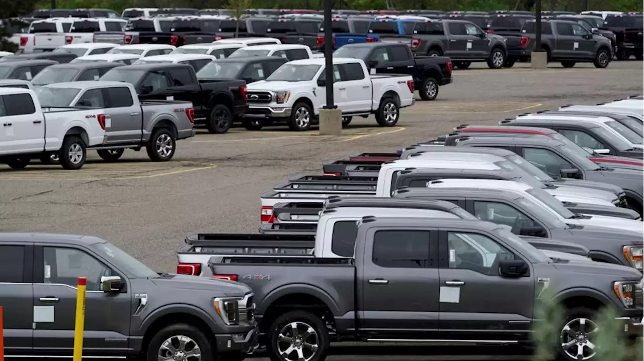 Ford parks thousands of unfinished trucks at idle Kentucky Speedway | Autoblog