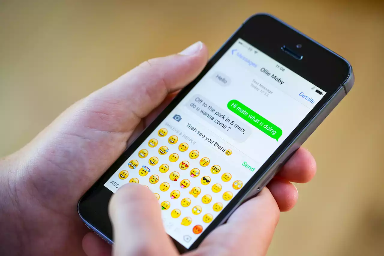 You're messaging WRONG – three clever new iPhone text hacks revealed