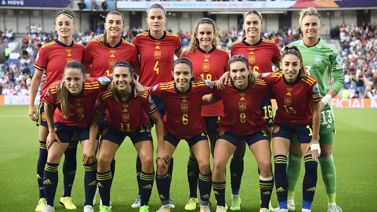 Spain women's soccer players resign en masse in effort to oust national team coach