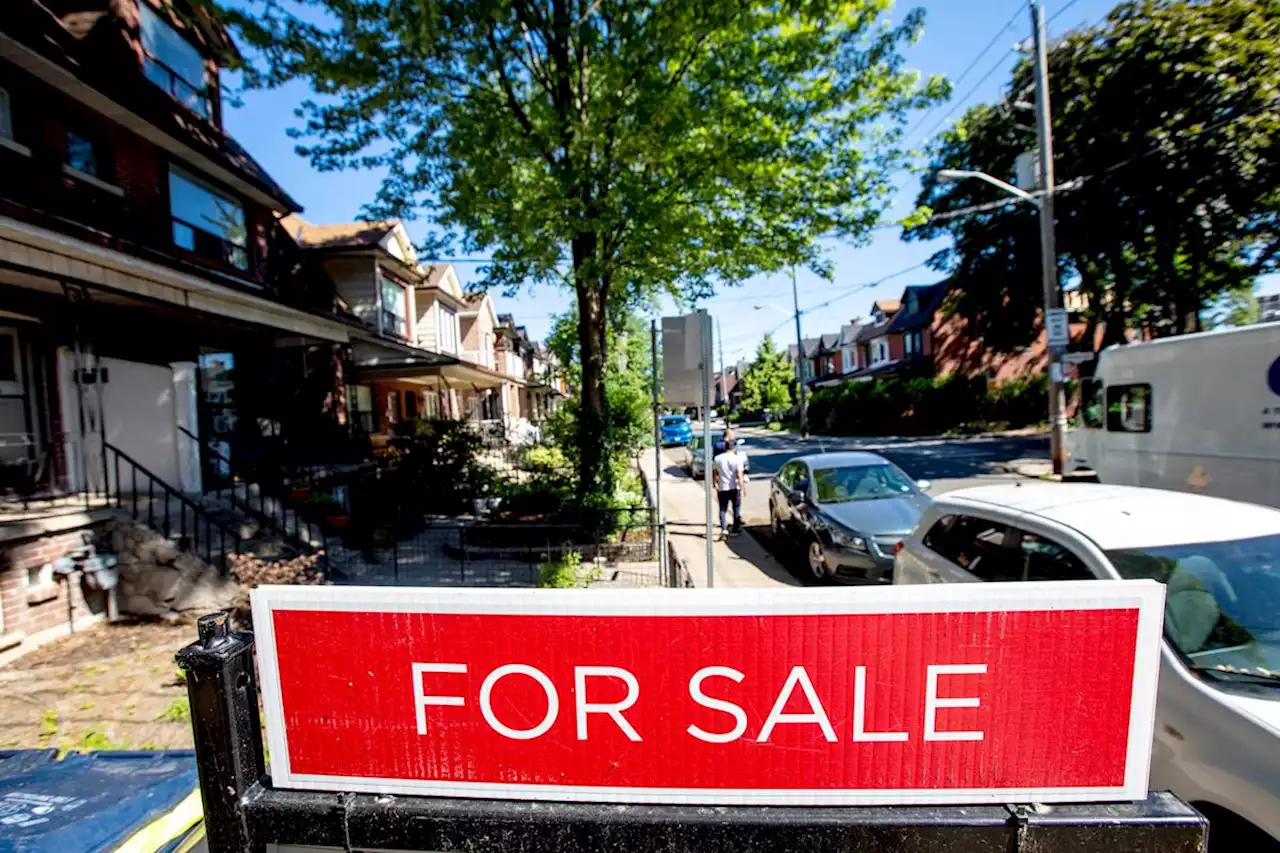 Homes in Canada 'slightly easier to afford' this summer, despite rate hikes: Ratehub