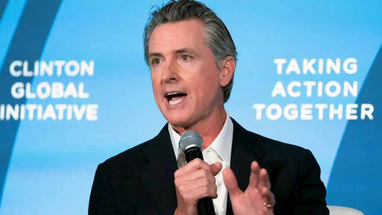 California governor travels to Texas amid feud with GOP