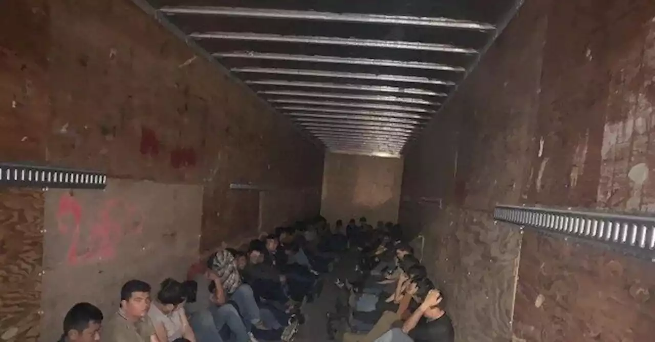 Texas Police Find 50 Migrants in Tractor-Trailer