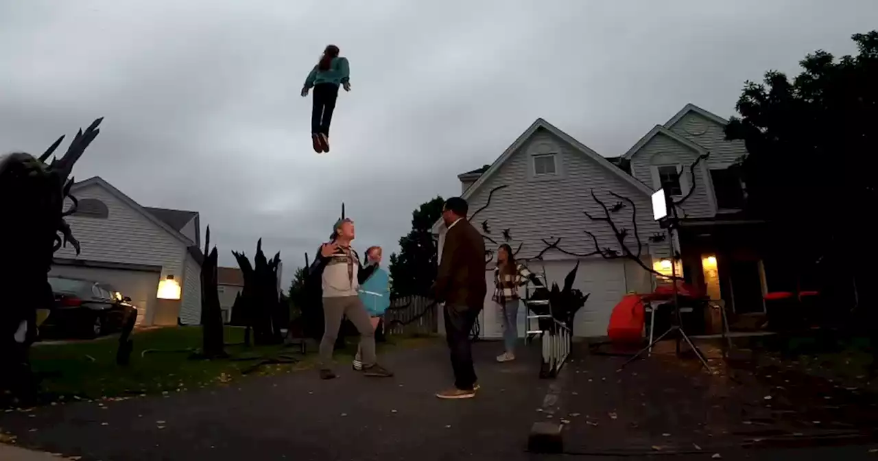 How did a Plainfield get a Max from 'Stranger Things' Halloween decoration to float?