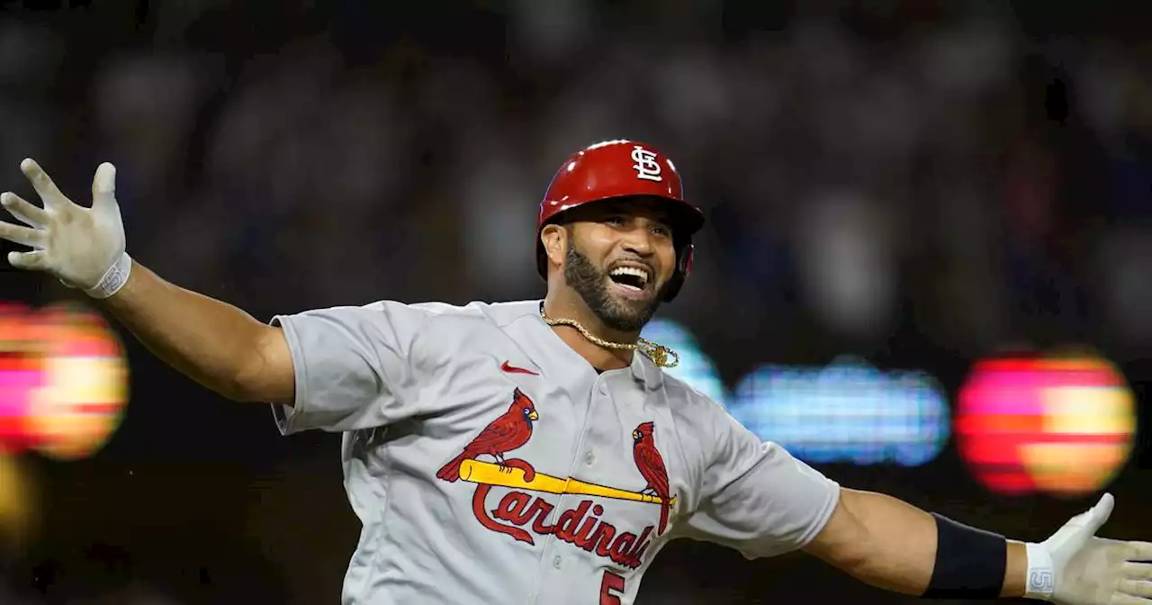 Albert Pujols hits his 700th home run, becoming the 4th player in major-league history to reach the milestone