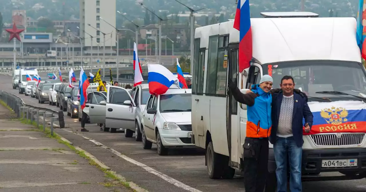 Kremlin stages votes in Ukraine, sees protests in Russia