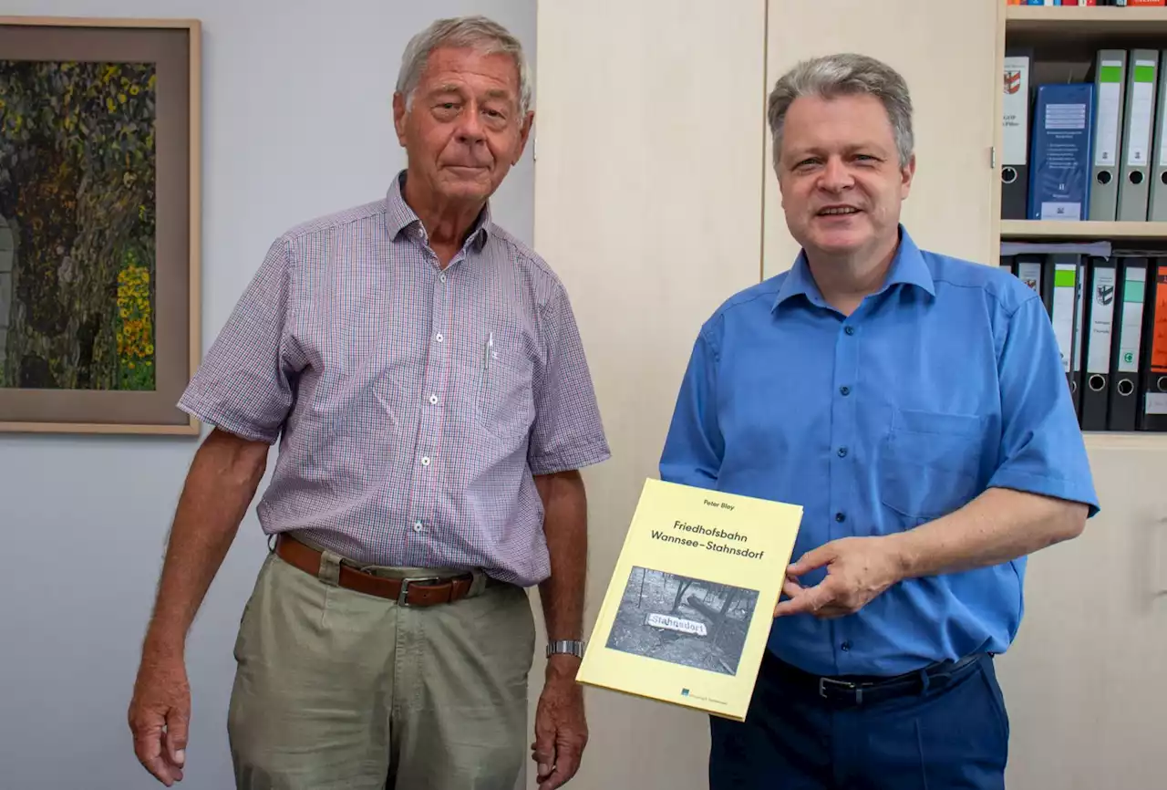 #Stahnsdorf: Eisenbahnhistoriker Peter Bley stellt Buch zur Friedhofsbahn vor