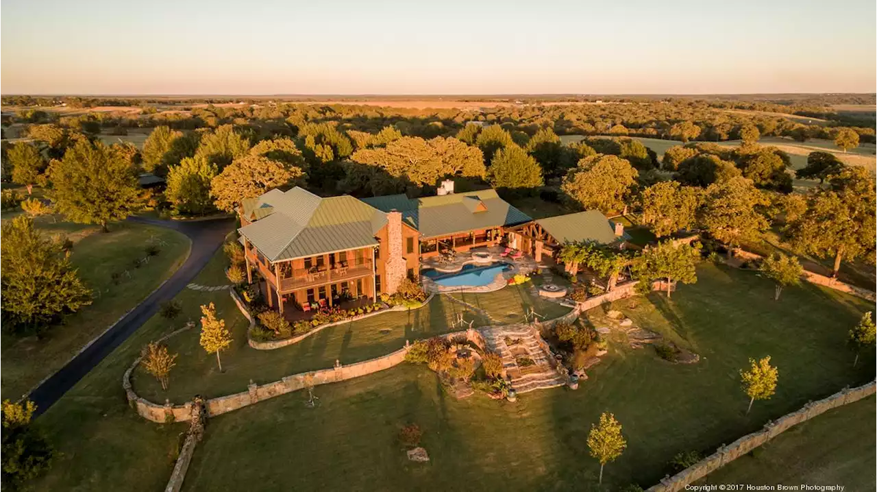 Terry Bradshaw’s 744-acre ranch north of DFW is back on the market for $22.5M - Dallas Business Journal