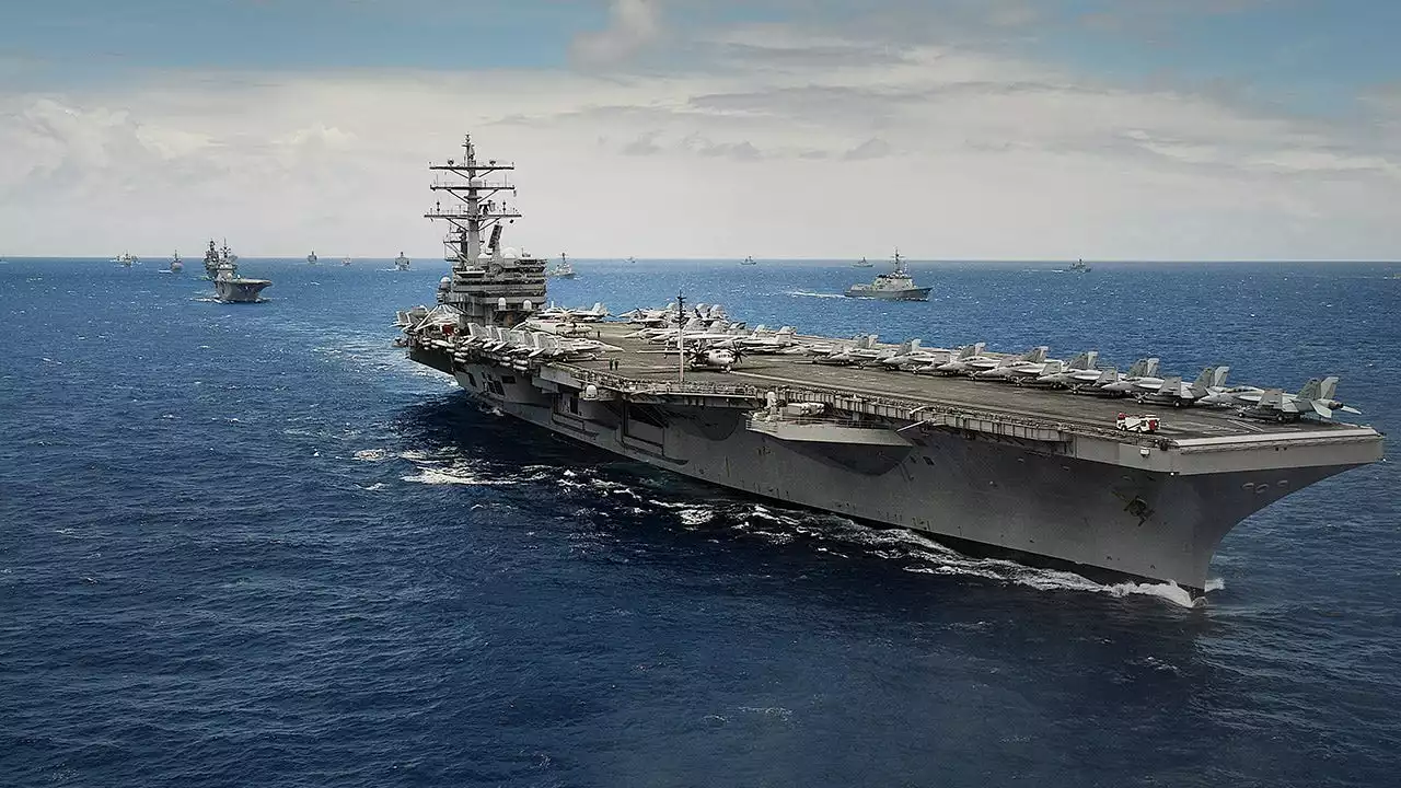 US aircraft carrier arrives in South Korea to send message to North Korea