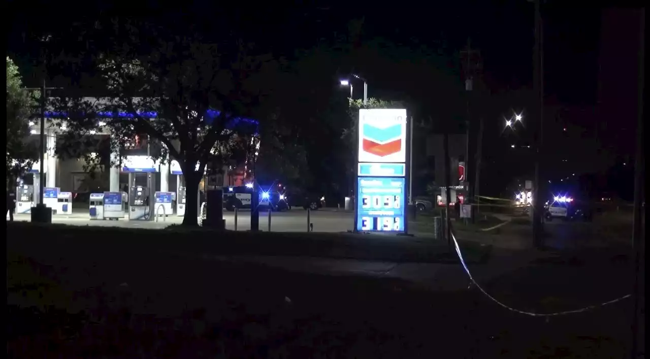 Argument ends with man getting shot at a gas station in south Houston