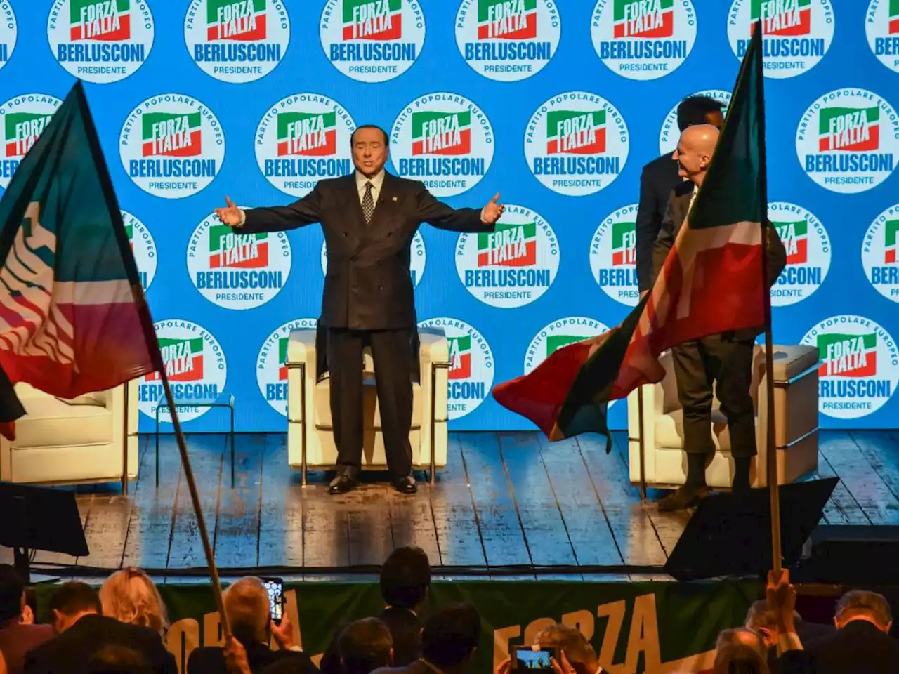 'Sull'Ucraina siamo con il governo e parte integrante dell'Europa'
