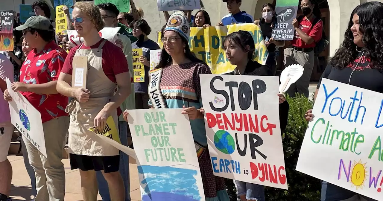 Students in the streets demand climate change justice