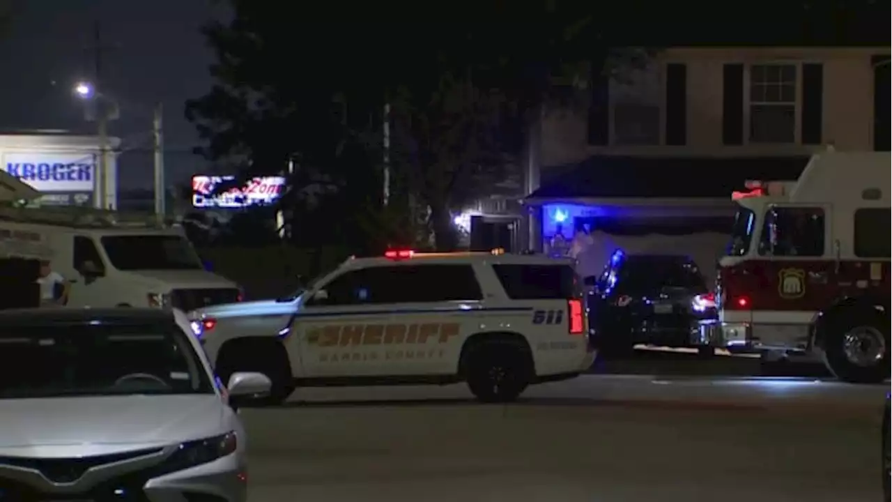 Man who barricaded himself inside home found dead inside NW Harris Co. home after lengthy SWAT standoff, HCSO says