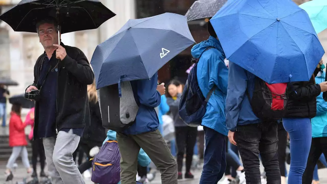 Maltempo, previsti eventi estremi: allerta arancione in quattro regioni, gialla in altre 13