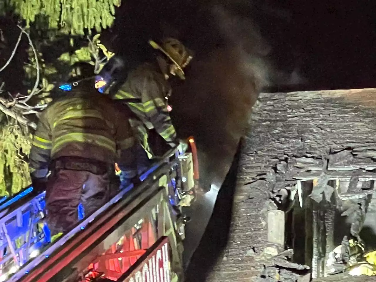 No injuries after early morning Pa. house fire displaces 2 adults, 3 children