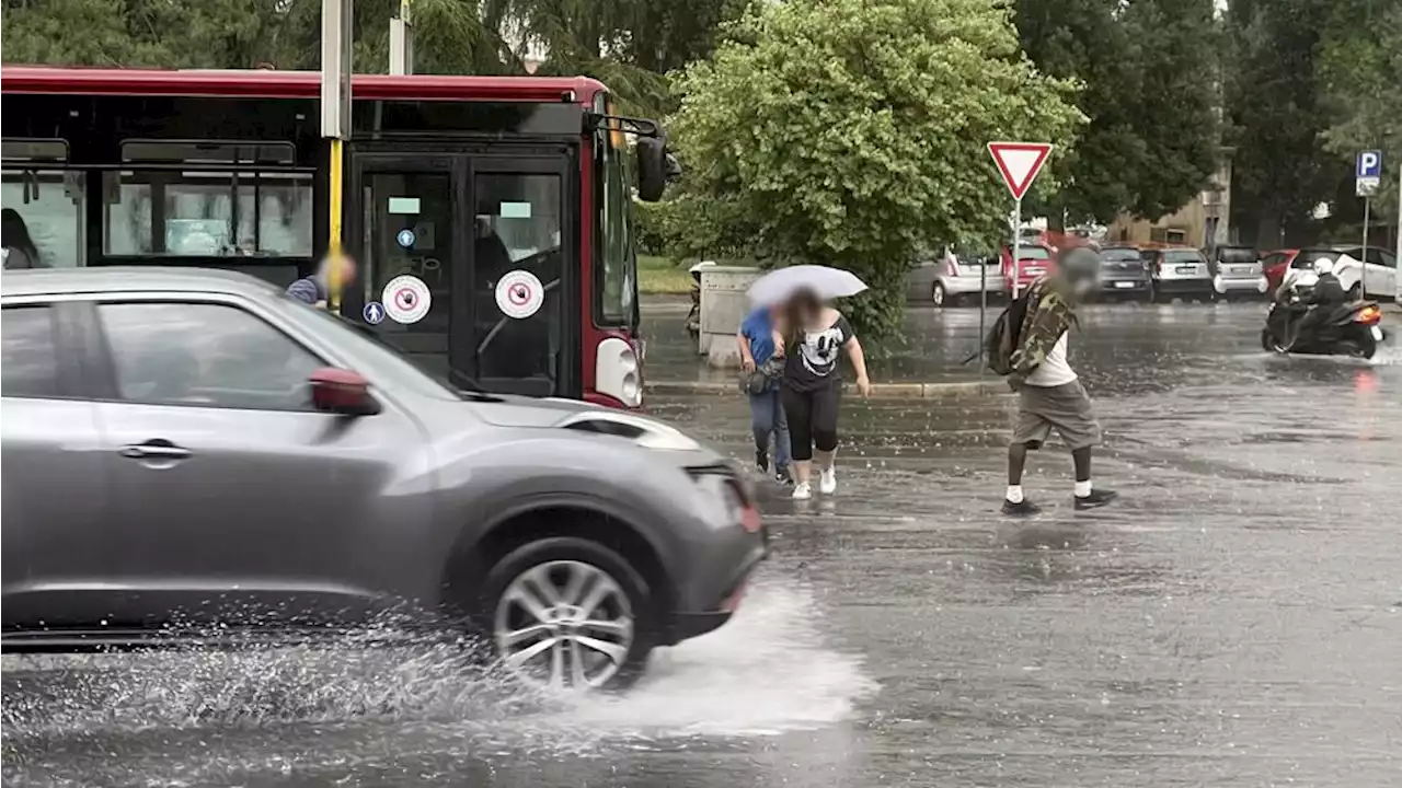 Maltempo a Roma, scatta l'allerta arancione per le prossime ore