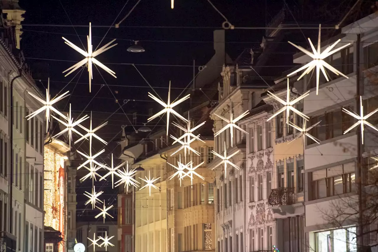 Umfrage zum Aufhängen der Weihnachtsbeleuchtung in St.Gallen