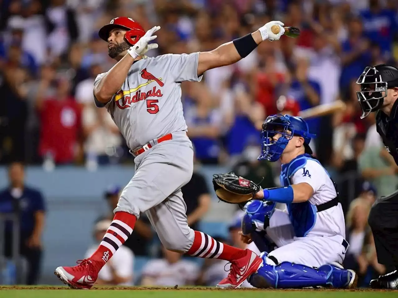 Albert Pujols hits 700th home run, joining exclusive club