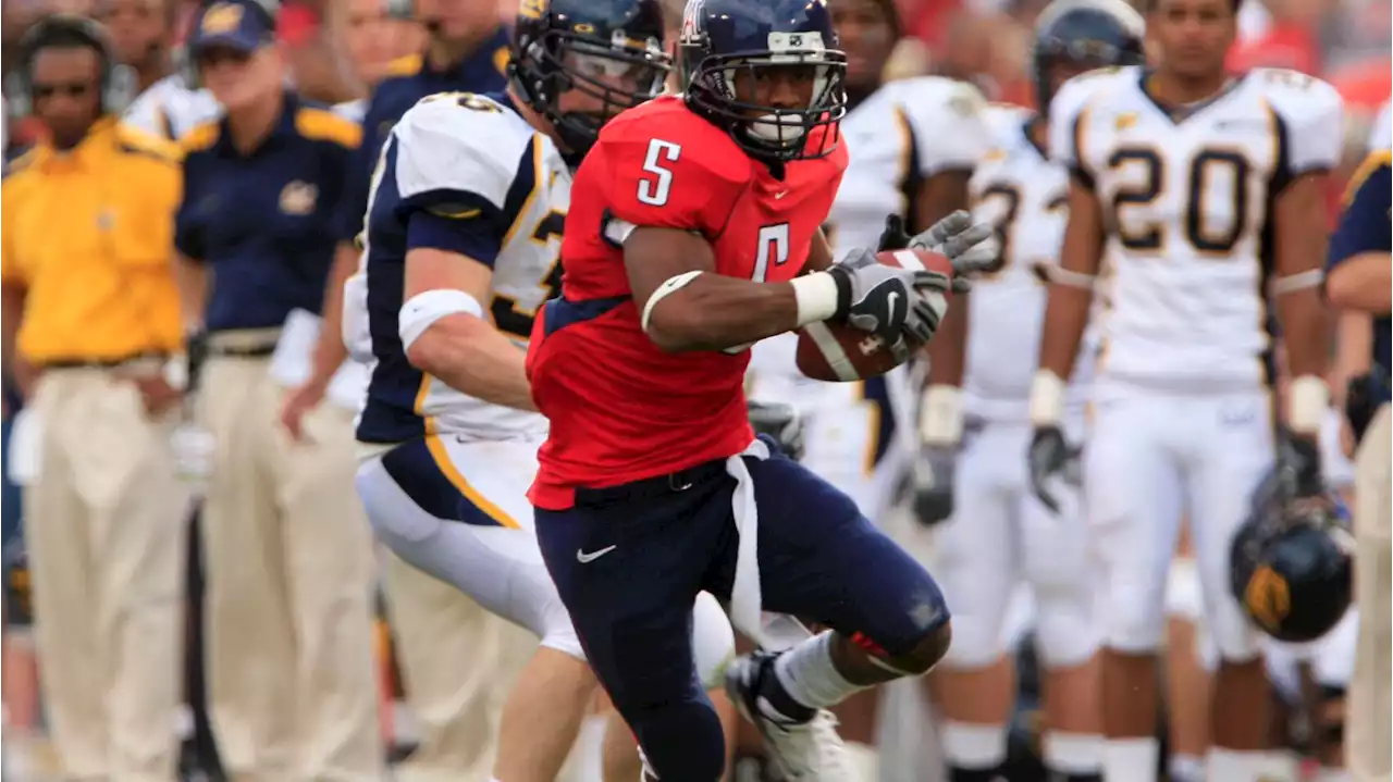 Antoine Cason, the hero of Arizona's 2006 upset of Cal, has a new passion — officiating