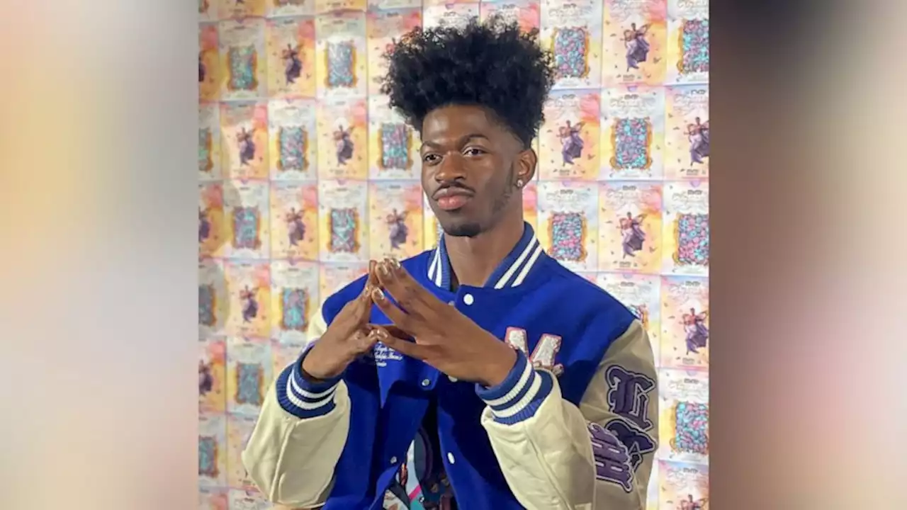 Lil Nas X shares pre-show rituals, reacts to fans in gaming community