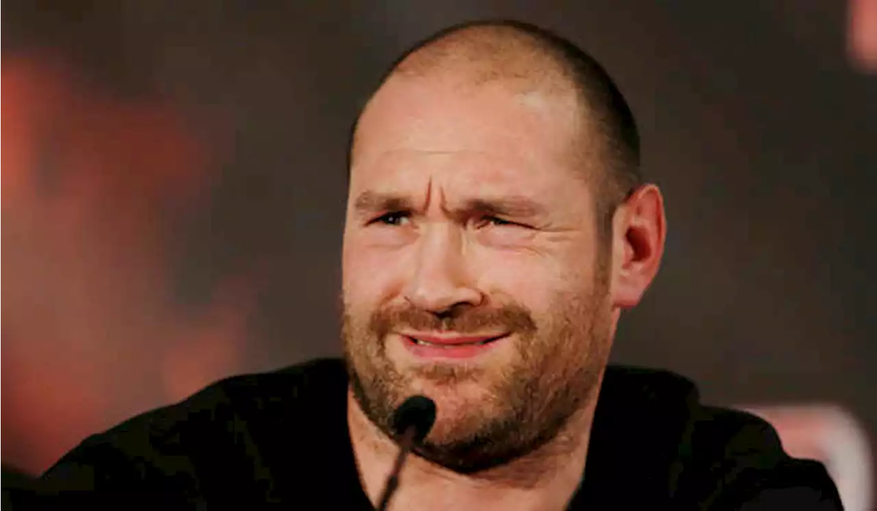 Tyson Fury Peringatkan Joshua: Teken Kontrak atau Batal!
