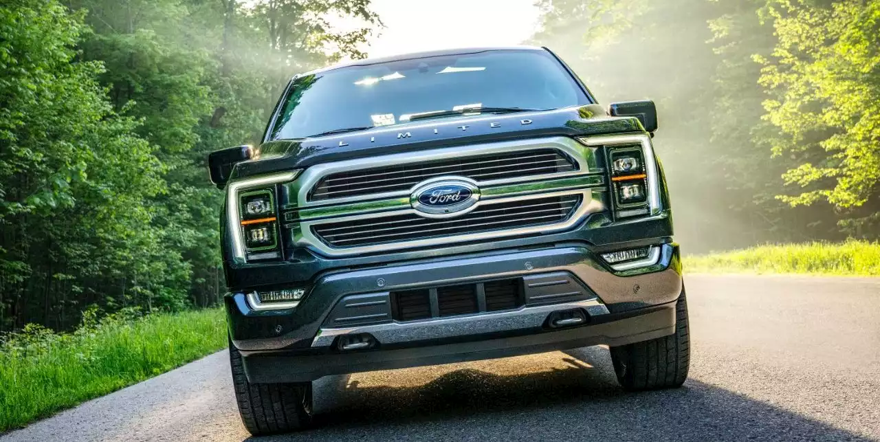 40,000 Ford F-150 Trucks May Be Missing Their Blue Oval Badges: WSJ