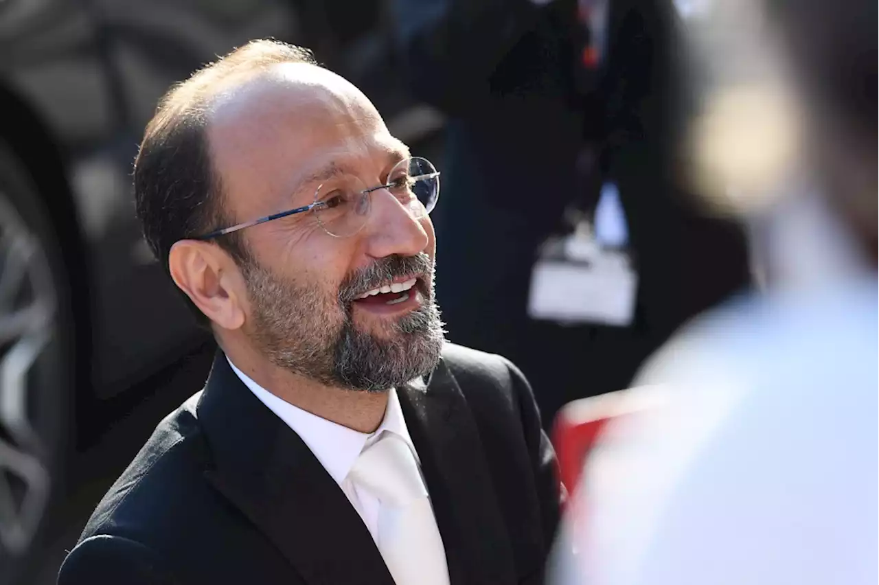 Iranian Director Asghar Farhadi Urges “Solidarity” With Protesters Following Death Of Mahsa Amini