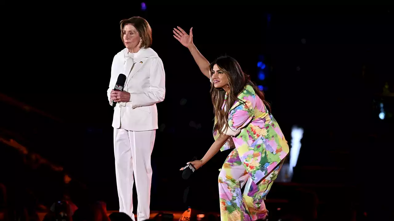 Nancy Pelosi booed during surprise appearance at NYC music festival, videos appear to show