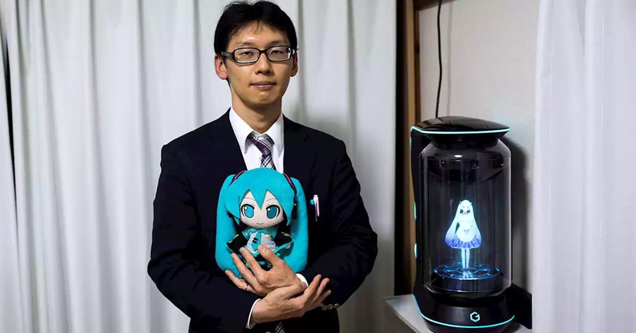 Man Married to Hologram Can't Talk to Wife Due to Software Glitch