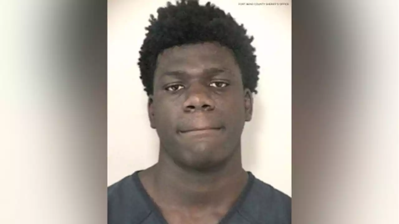 18-year-old arrested for alleged terrorist threat on Fort Bend County fair, deputies say