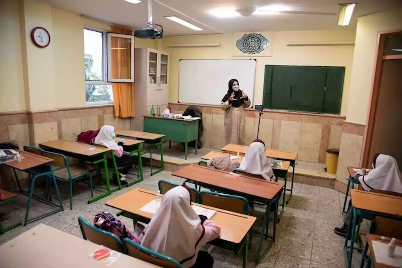 Mal payés, mal considérés, réprimés : en Iran aussi, les enseignants ont le blues