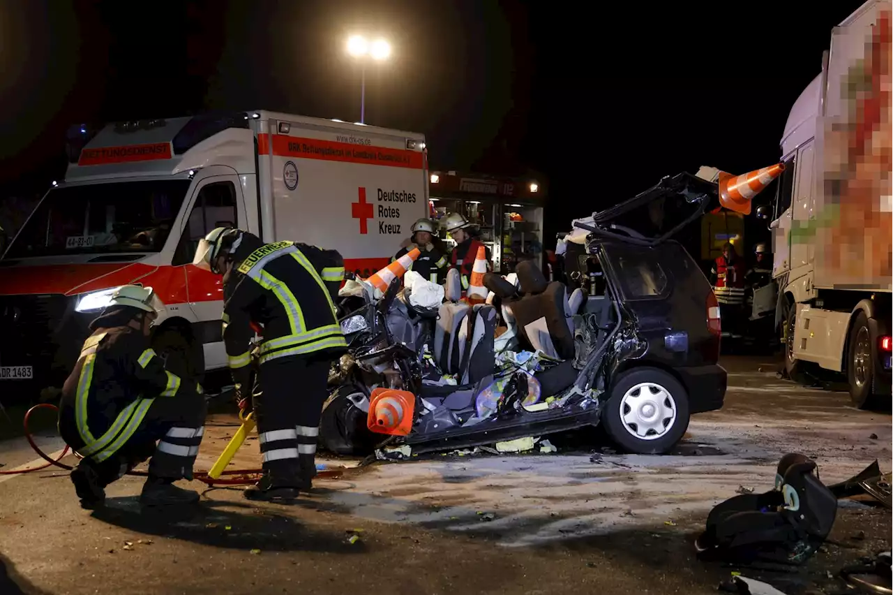 Unfall-Drama im Norden: Junges Paar mit zwei Kleinkindern stirbt