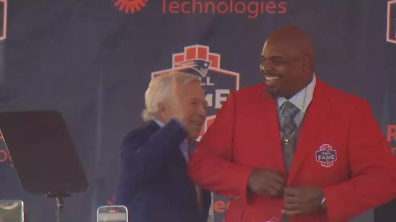 Vince Wilfork Inducted Into Patriots Hall of Fame