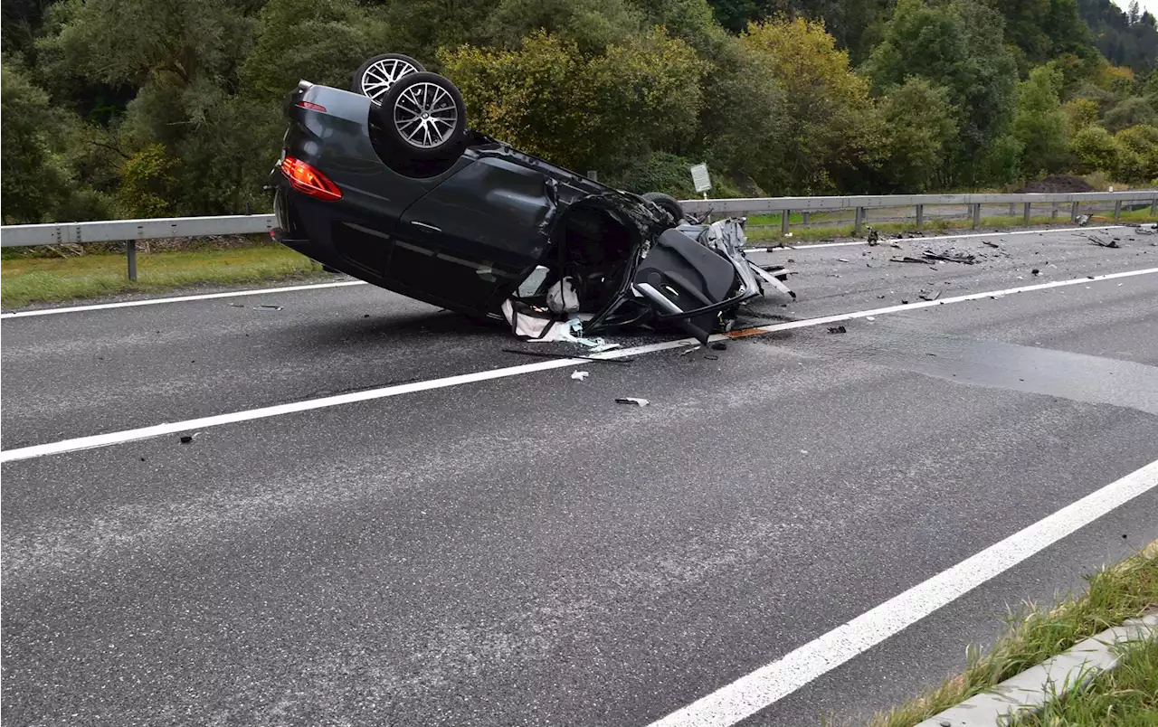 Schiers GR: Zwei Verletzte bei heftigem Verkehrsunfall