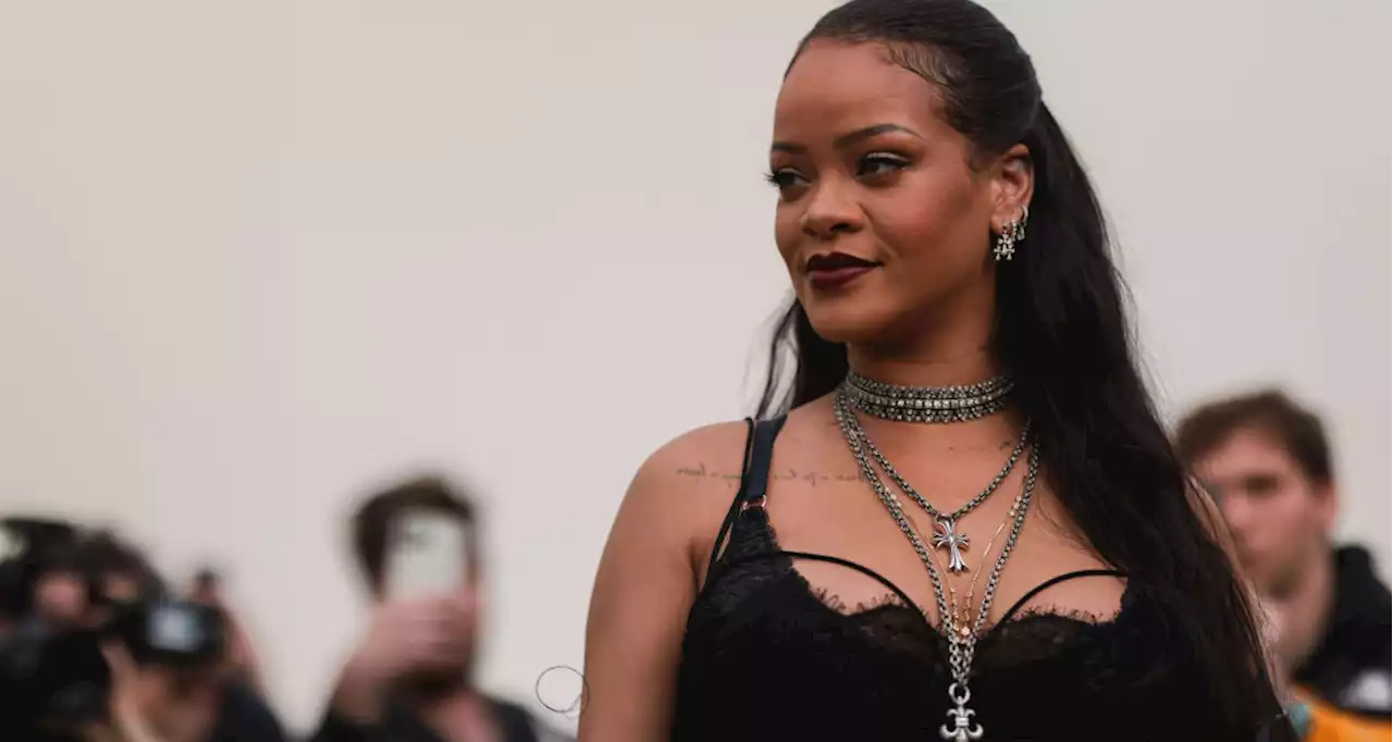 Rihanna to Play Super Bowl Halftime Show