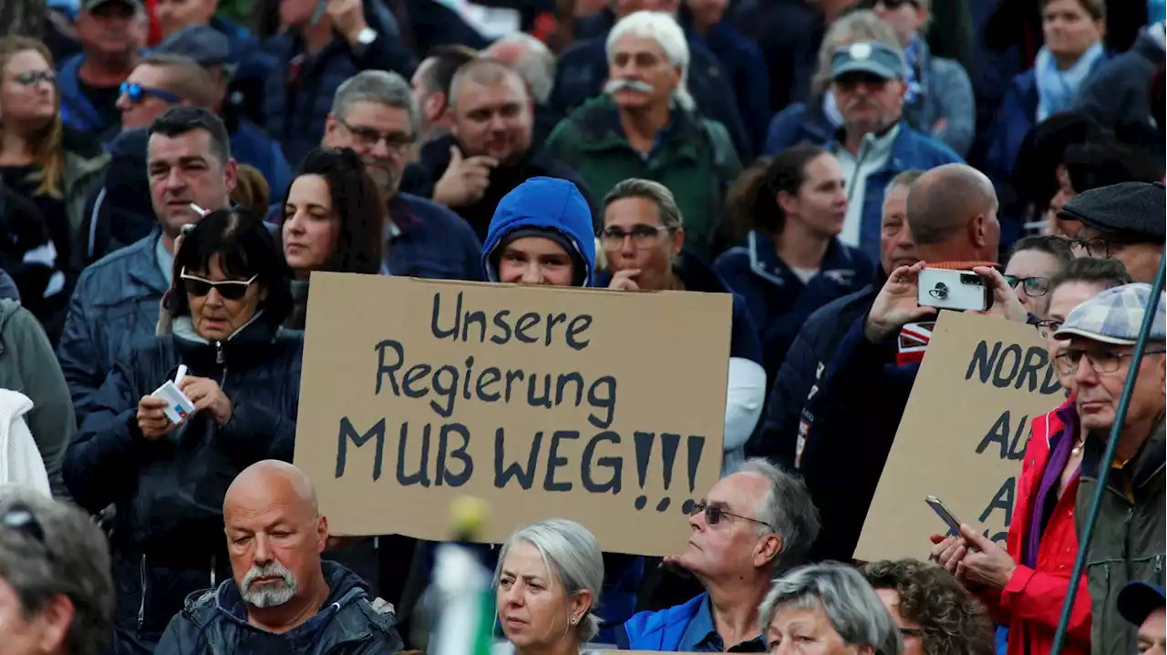 Öffnung von Nord Stream 2 gefordert: 3000 Menschen demonstrieren in Lubmin