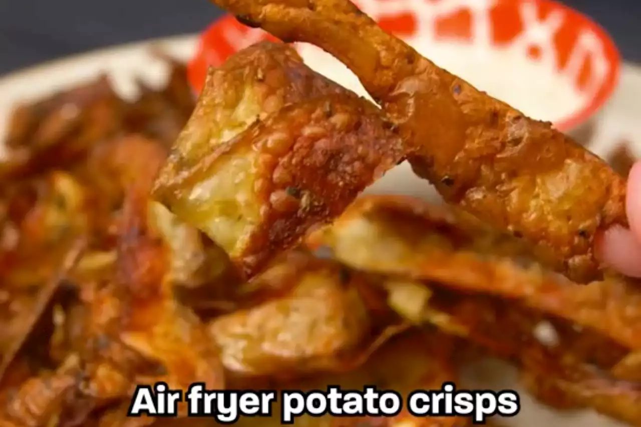 I make crisps in an air fryer with potato peel…they taste great & save you money