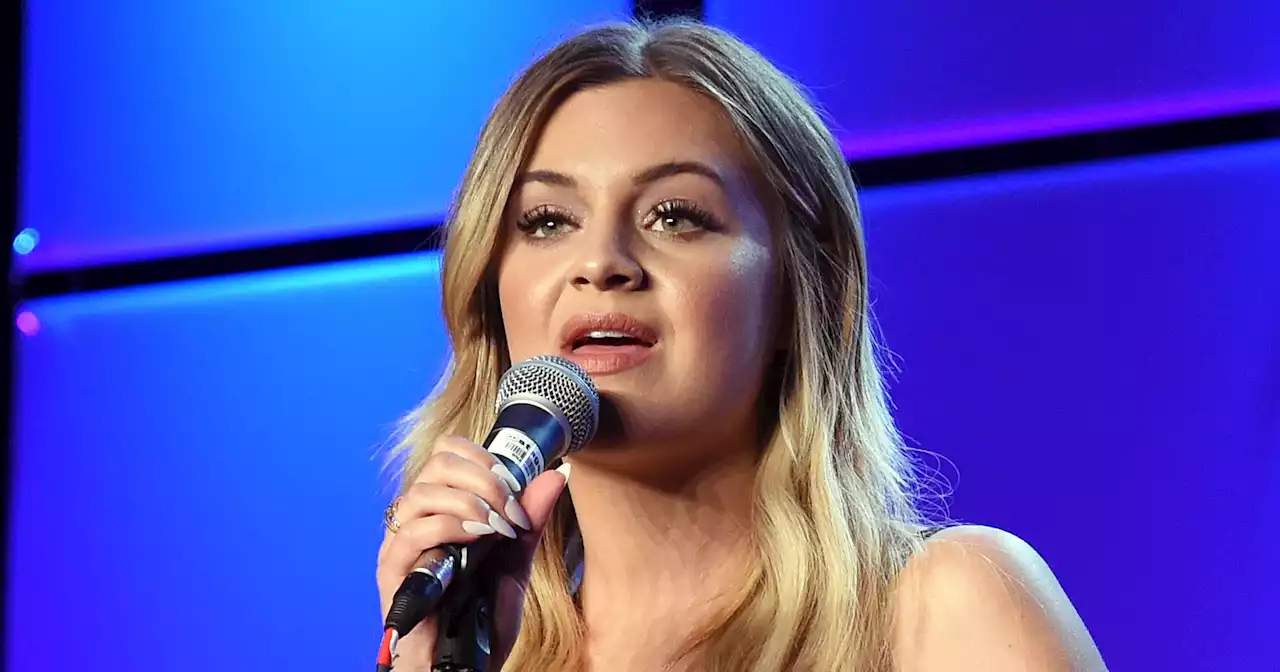 Kelsea Ballerini Changes Song Lyrics During NYC Gig Amid Morgan Evans Split