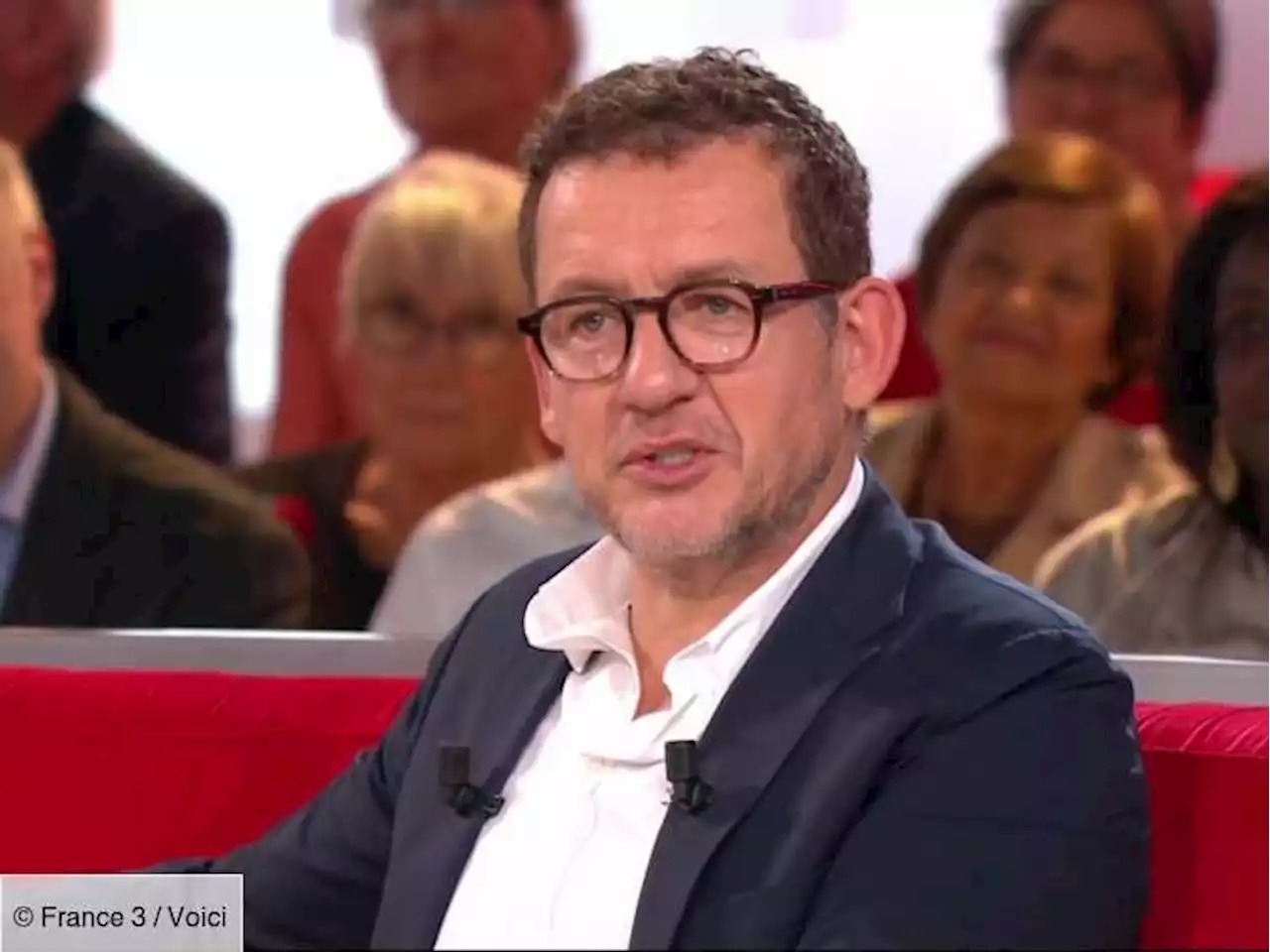 Vivement dimanche : Dany Boon diagnostiqué « débile profond » lors de son service militaire (ZAPTV) - Voici