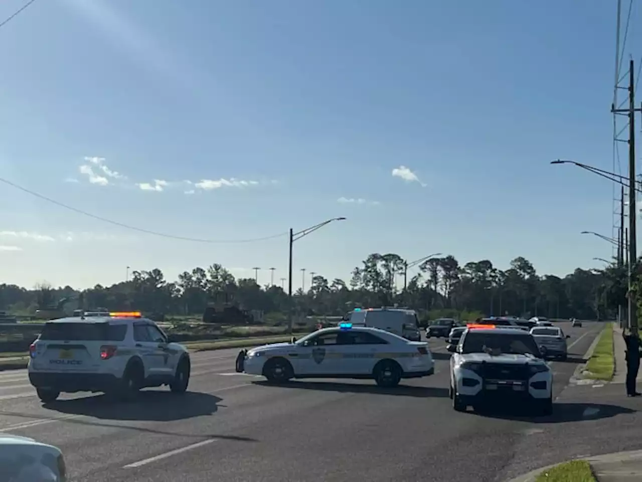 Man chases after suspected car burglars leading to shootout on Southside, 3 in custody: JSO