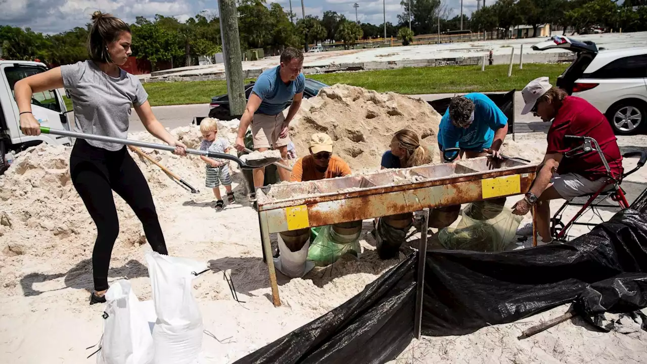 Hurricane Ian live updates: Expected to be Category 3 by Monday night