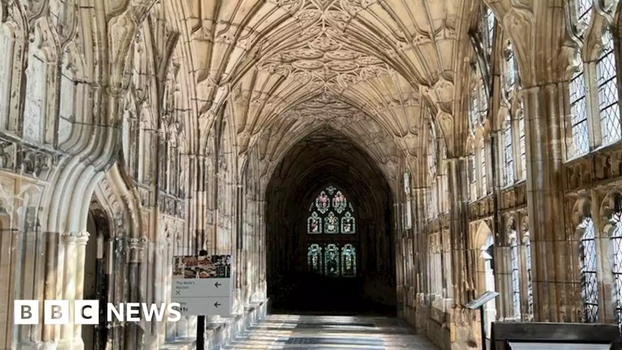 Gloucester Cathedral holds organ donation awareness service