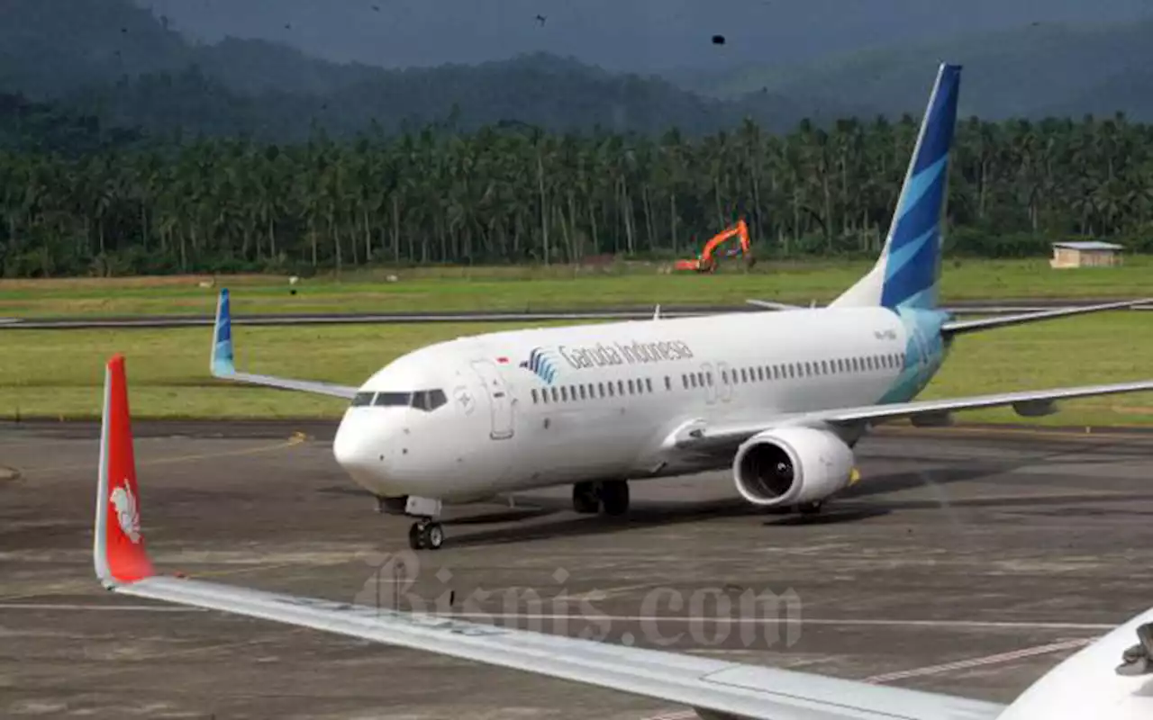 Garuda Indonesia (GIAA) Pangkas Lebih dari 100 Rute, Ini Alasannya