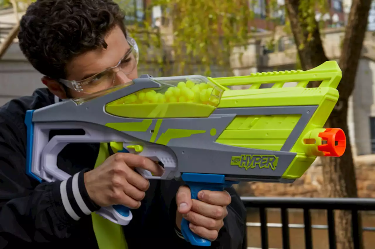 NERF Hyper Evolve-100 Blaster Features Instant Round Reloading (Exclusive)