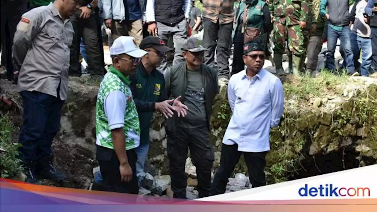 Bupati Bandung Canangkan Bedas Ngaleuweung di Desa Alamendah