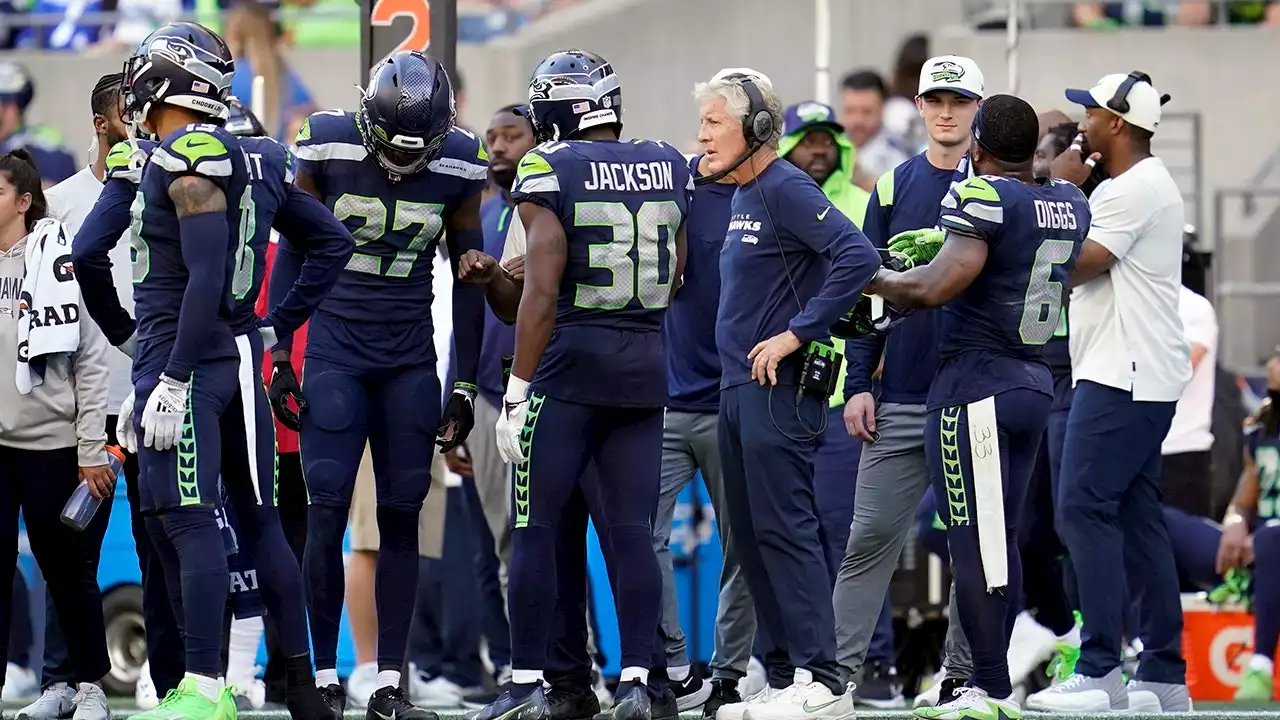 Drone delays Seahawks-Falcons game in 4th quarter