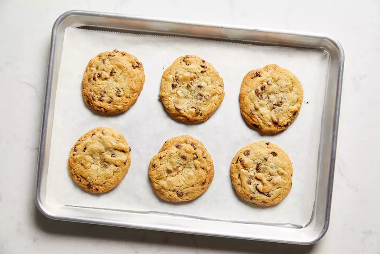 Fill Up the Cookie Jar With This Ooey Gooey Vegan Chocolate Chip Cookie Recipe That’s Filled With Longevity-Boosting Ingredients