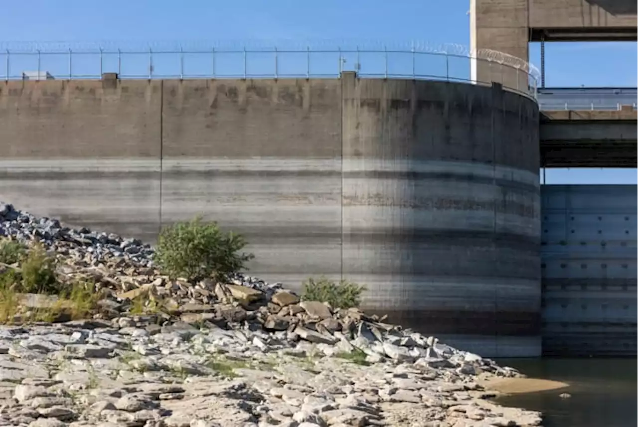 To save water in Texas, these nonprofits are paying farmers to leave it in reservoirs