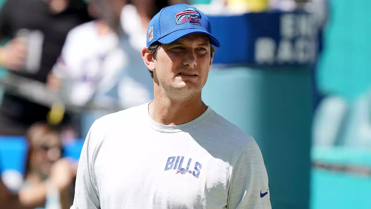 WATCH: Bills OC Ken Dorsey Explodes in Booth After Last-Second Loss